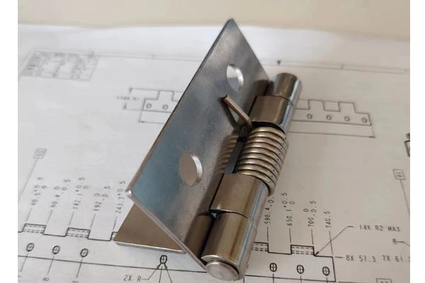 Metal Spring Hinges Made Of High-strength Titanium Alloy Are Resistant To High Temperatures And Corrosion, And Are Mostly Used For Chemical Equipment Hatches.